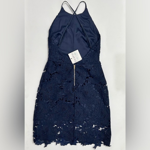 NWT Lauren Nicole What a Doll Dress Navy crochet Floral Lace Halter Mini Dress S - Picture 6 of 12